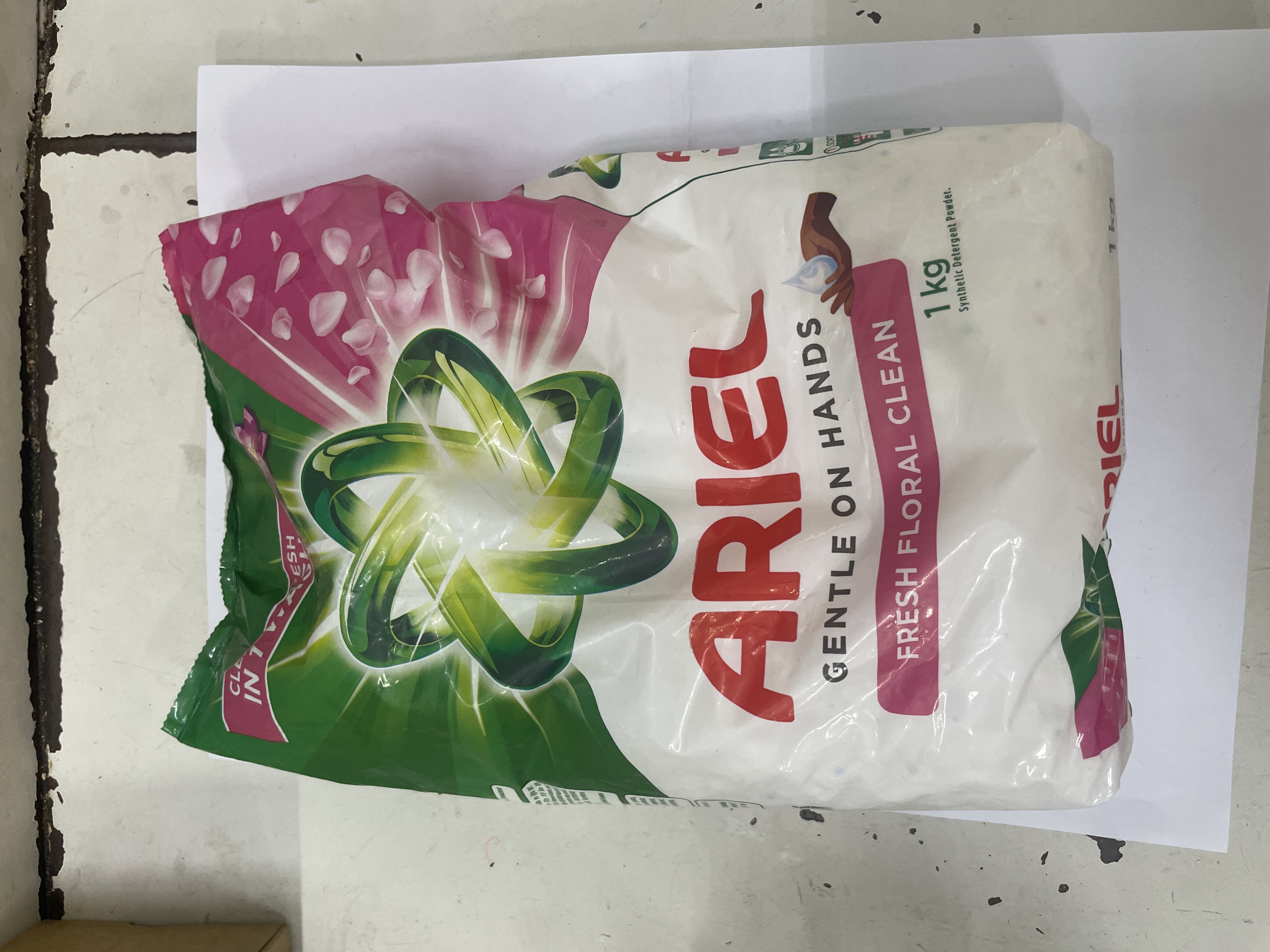 Ariel  gentle on hands 1kg