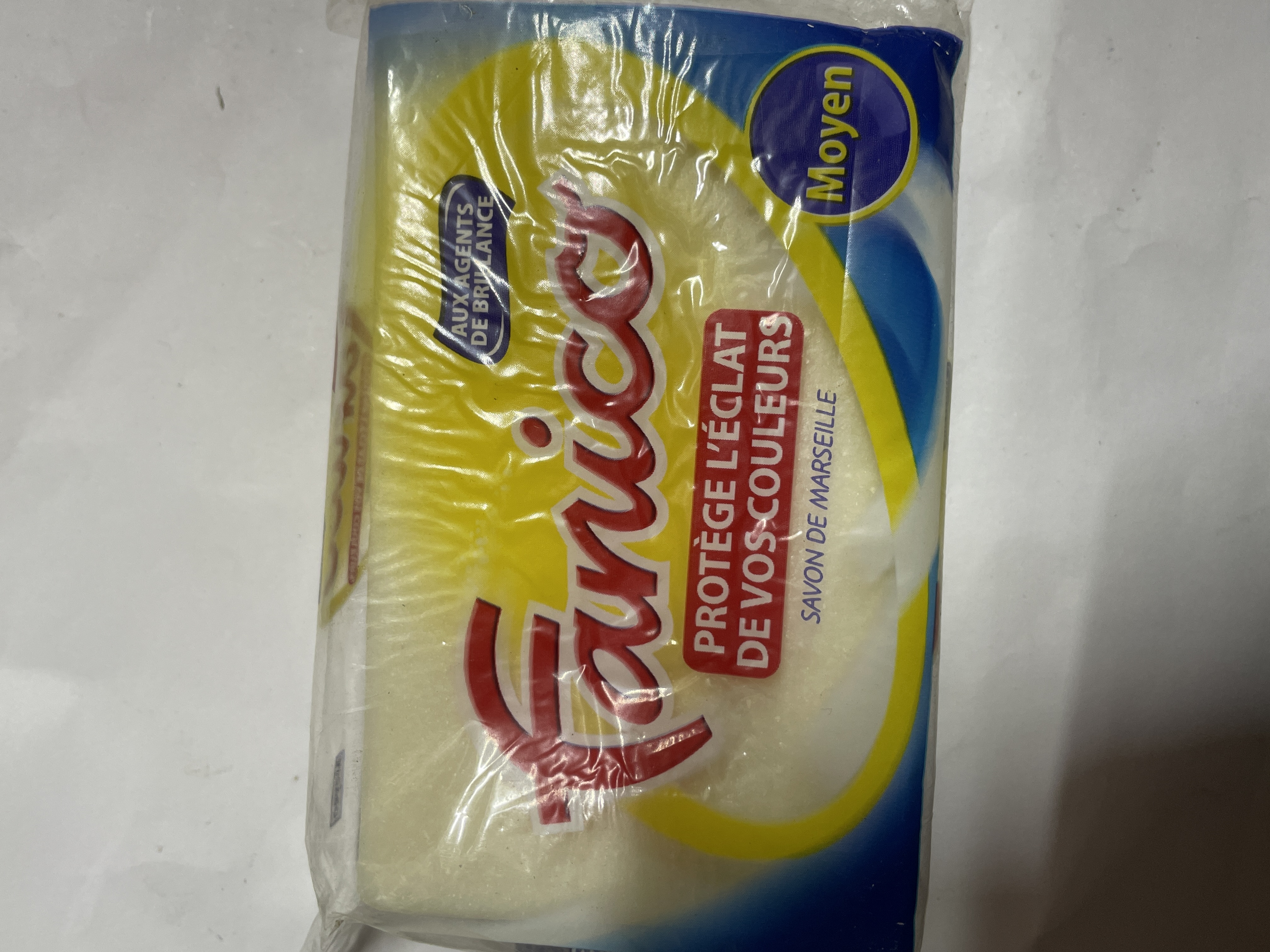 Savon fanico moyen 180g asst